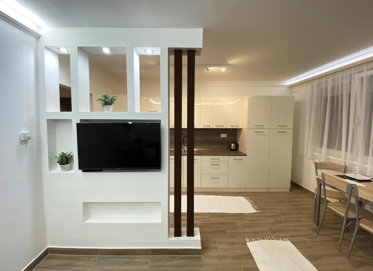 Andrea Apartmanok 2 Гайдусобосло Екстер'єр фото